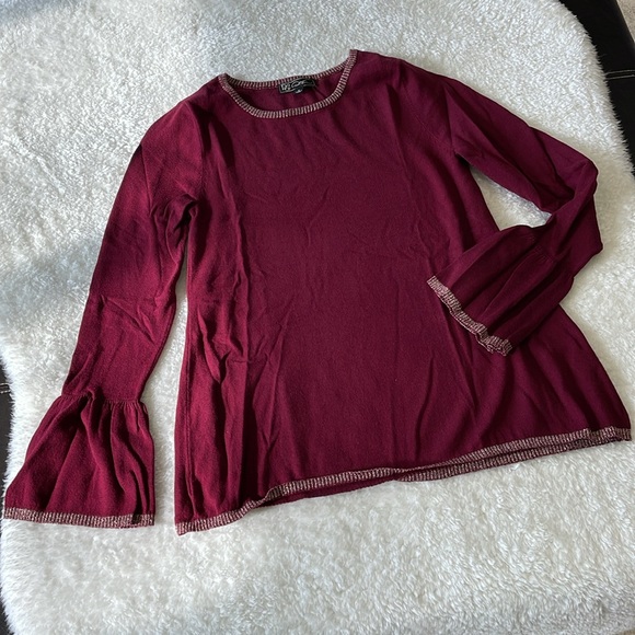 DG2 Quad Blend Metallic Bell Cuff Sweater - Picture 4 of 8